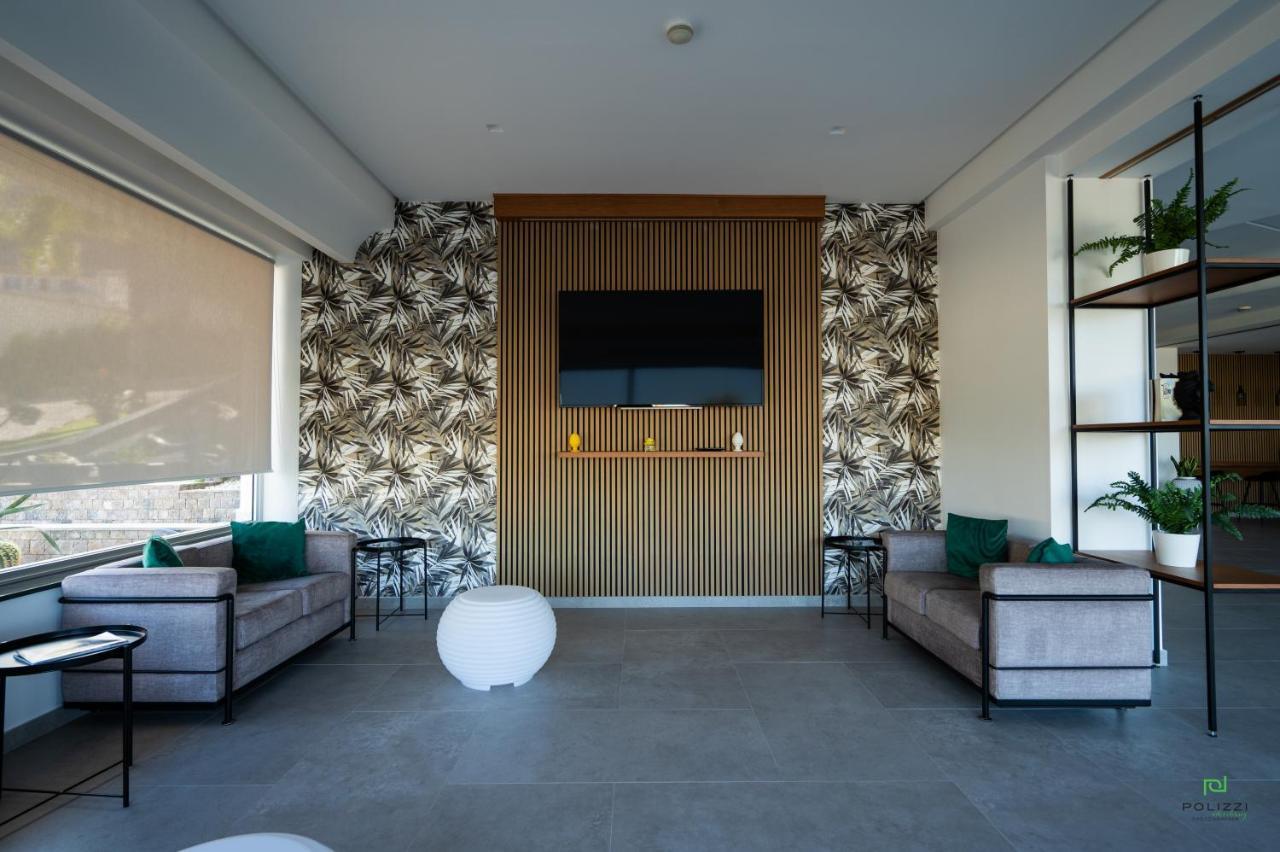 New River Hotel Borgetto Екстериор снимка