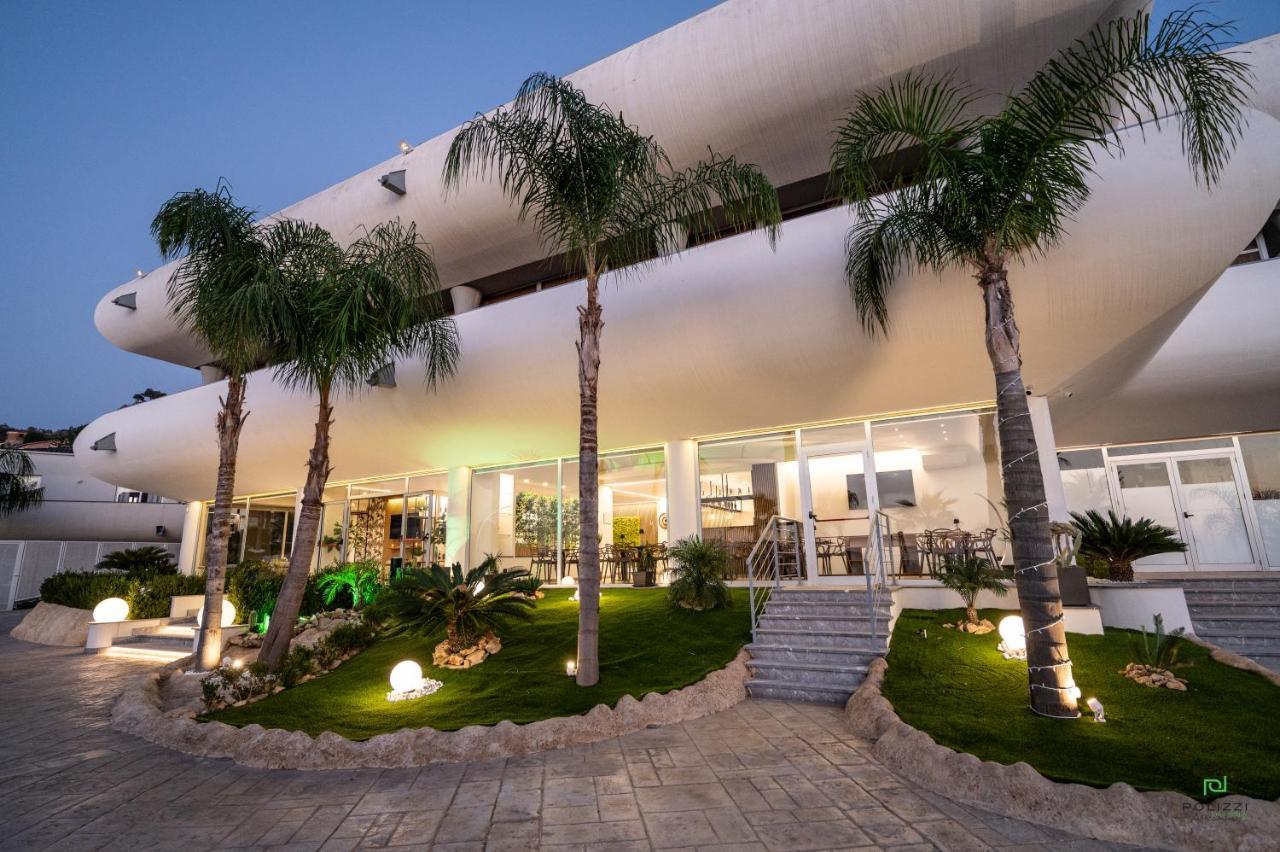 New River Hotel Borgetto Екстериор снимка