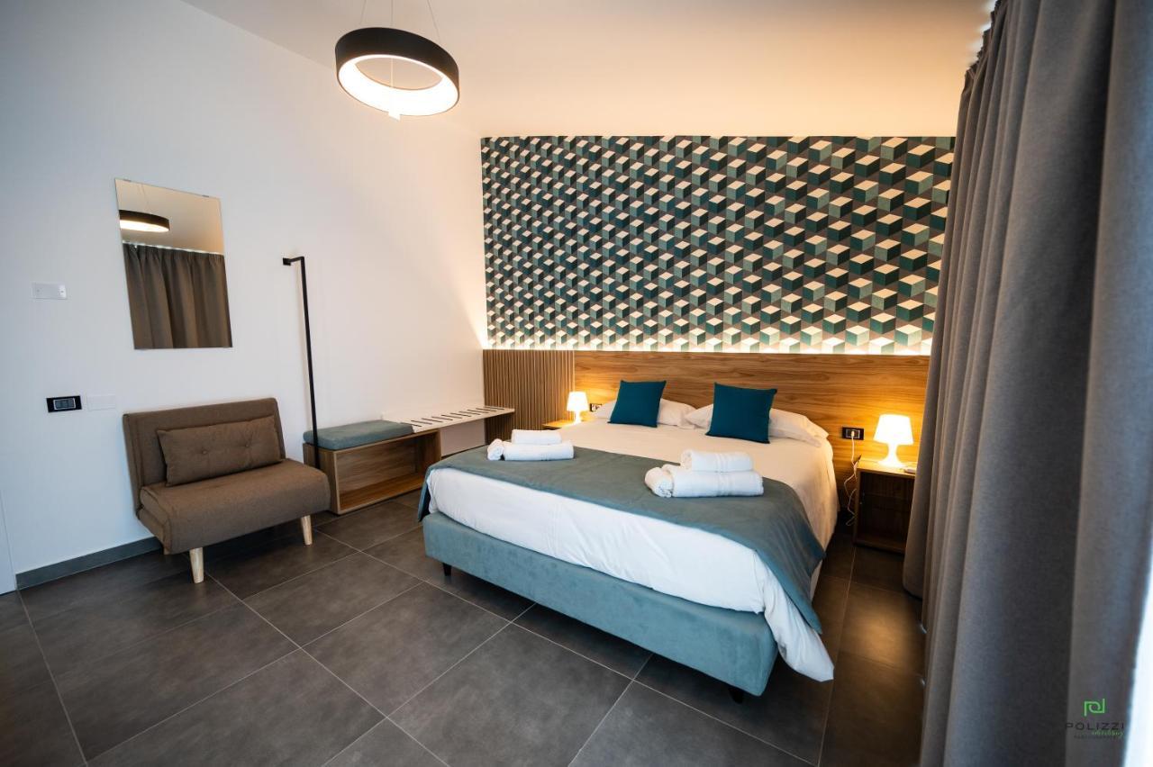 New River Hotel Borgetto Екстериор снимка
