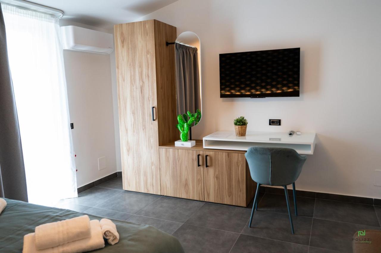 New River Hotel Borgetto Екстериор снимка